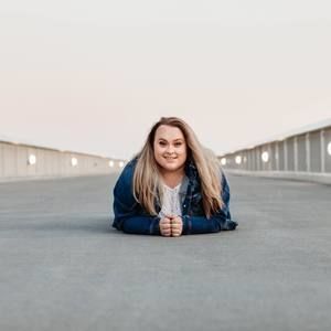 Meet your Posher, Niki